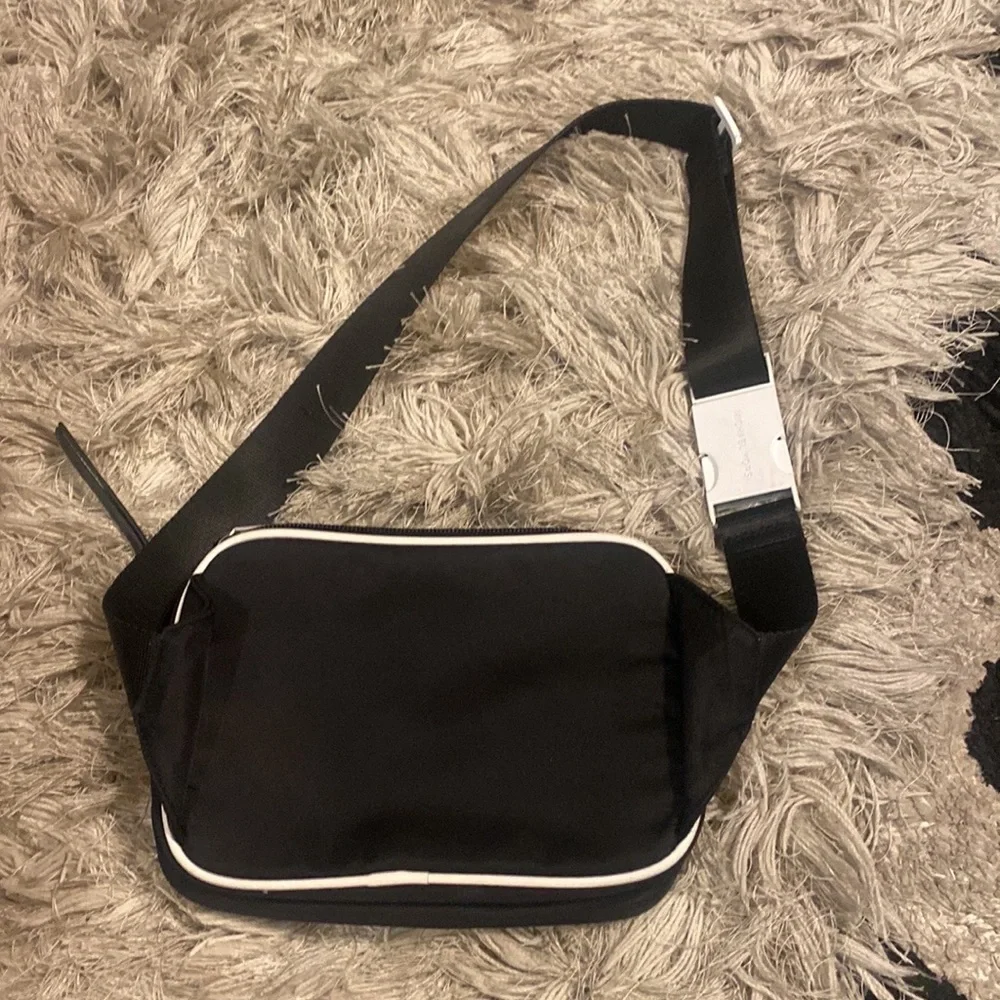 Authentic Michael kors bag - Picture 4 of 4